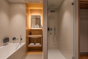 Hotels Canopy by Hilton Cannes : photos des chambres