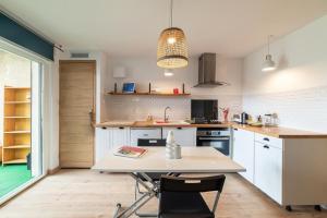 Appartements Chez Nine sur gite echarou : photos des chambres