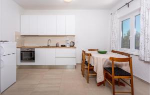 Gorgeous Apartment In Malinska With Wifi 