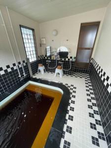 コテージR 広々空間と自然豊かなエリアでRelaxステイ バーベキューセットあり4名様まで同一料金