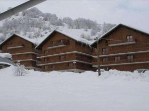 Studio mezzanine 6 personnes, balcon, casier à skis - FR-1-263-140