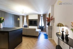 Appartements The Neroli Elegant and spacious ideally located : Appartement