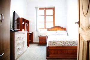 Spacious 3 Bedroom apartment Old Town