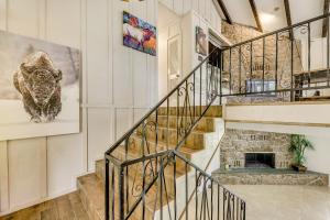 Ruidoso Vacation Rental with Spacious Deck