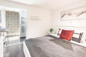 Stylish home - street of the Basilica