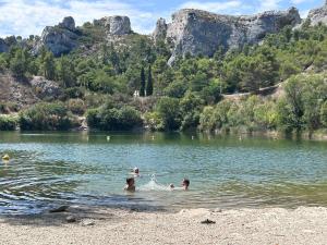 B&B / Chambres d'hotes La Begude des Alpilles : photos des chambres