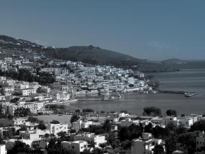 Dora 2 Studios Andros Greece