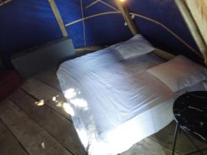 Tentes de luxe air naturel de camping moulin de malesse Tipi : Tente