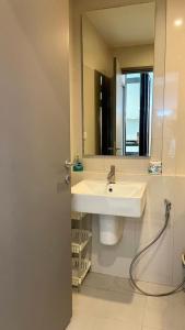 The base Central Pattaya 903 by Numam