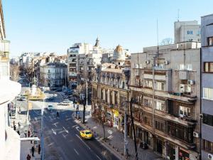 NewStudio & City Center I Balcony I Netflix