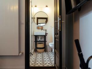 NewStudio & City Center I Balcony I Netflix