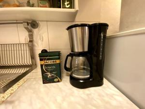 Cute 2bdrm in Salonica Center