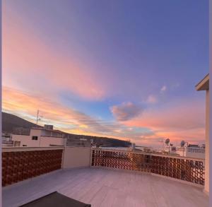 THE WHITE HEART HOUSE – ATTIC SEA VIEW