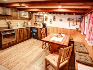 Holiday Home Dolní Jílovice by Interhome