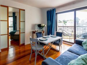 Apartment Le Continental by Interhome