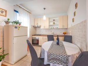 Apartment Ivana by Interhome 