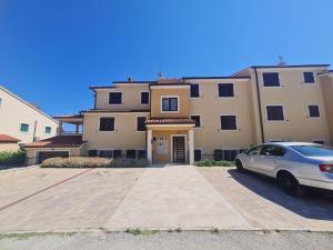 Omega Apartments - 4hvězdičkové hotely ve městě Premantura