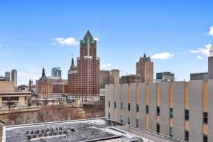 Journal Commons 424 Historic Hidden Gem 1 BR High Speed WIFI Gym