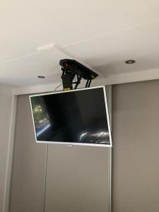 Luxe chalet met airco bij bos en zwemwater