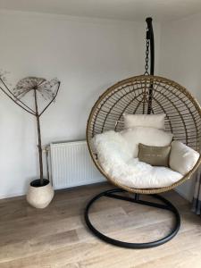 Luxe chalet met airco bij bos en zwemwater