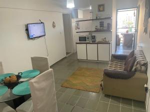 Praia de Ponta Verde em frente ao Trópico Hotel com garagem, Wi-fi, lavadora - Apto703