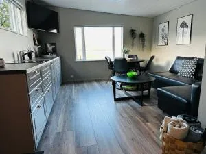 Cosy lakeview cabin 45 minutes from Reykjavik - بورغارنيس