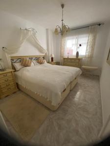 La Manga del Mar Menor, Appartement mit Klimaanlage, Wintergarten, Pool, Tennisplatz, Tiefgarage