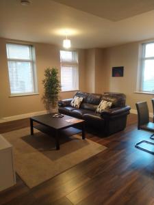 Spacious Two bedroom City apartment Longs Place, Dublin 8