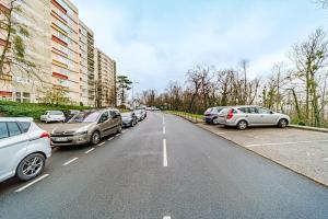 Appartements Charmant 2 chambres renove avec balcon-Oullins : photos des chambres