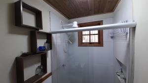 Chalé Bonito Pousada em Paraty - Acomodações Privativas e Completas - Natureza - Wi-fi - TV - Garagem