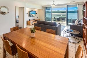 Frangipani 201 by HamoRent on Hamilton Island