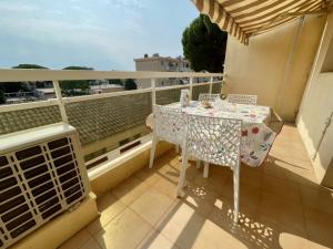 Appartement climatisé 2 pièces cabine, 4 couchages, proche plage et centre, Cavalaire-sur-Mer - FR-1-226B-171