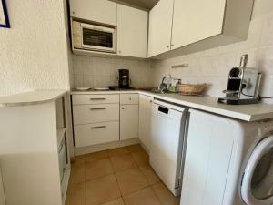 Appartement climatisé 2 pièces cabine, 4 couchages, proche plage et centre, Cavalaire-sur-Mer - FR-1-226B-171