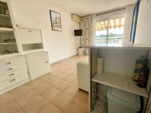 Appartement climatisé 2 pièces cabine, 4 couchages, proche plage et centre, Cavalaire-sur-Mer - FR-1-226B-171