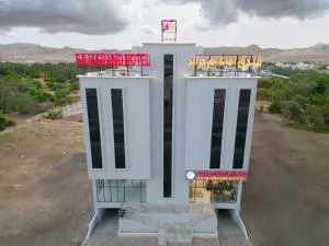 F&M Grand Hotel - 拜赫莱