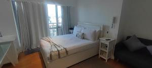 Aveline Suites Aesthetic Skydeck View ACQUA Private Residences near Rockwell Makati