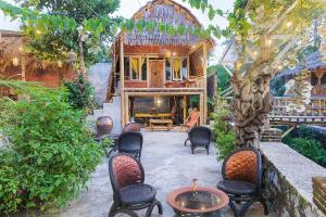 Onongs Homestay & Cafe