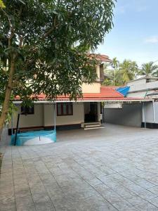 Saaketh Holiday Home(2)