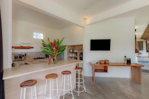 Villa Bumi - Playful & Quirky 3BR Villa Near Seminyak, a Unique Getaway