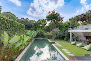 Villa Bumi - Playful & Quirky 3BR Villa Near Seminyak, a Unique Getaway