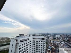 Melaka Super High Building View Coziness Stay