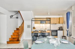 Près du port du Guilvinec, maison de ville pour 5