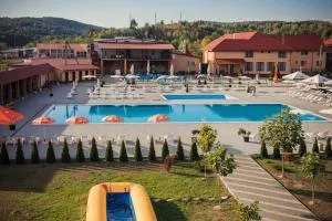 ILLARA SPA Hotel - 穆卡切沃