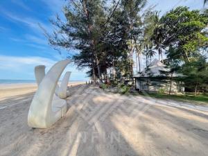 Roxy Sematan Beach Townhouse Deluxe , 1 & 2