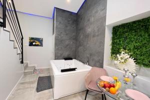 Appartements LoveRoom Paradise 2 - Balneo ! : photos des chambres