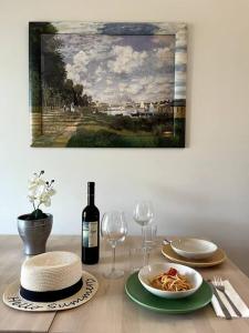 Sém Chi, the oasis on the lake