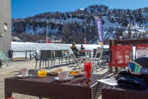 SOWELL HOTELS Le Pas du Loup : photos des chambres