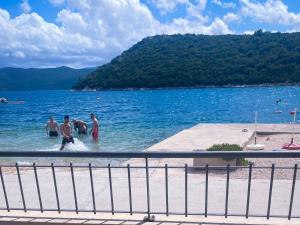 Apartments Sandra, Duboka 22, Duboka, Klek