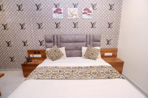 HOTEL LEE GOLD