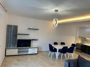 Beachfront Apartment Durres at Shkembi Kavajes Kamelia Building